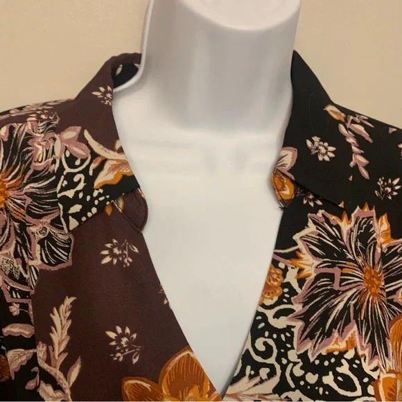 Maurices Floral Print Top Sz XL - Picture 8 of 15
